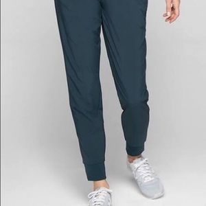 NWT Athleta Soho Joggers, size 10